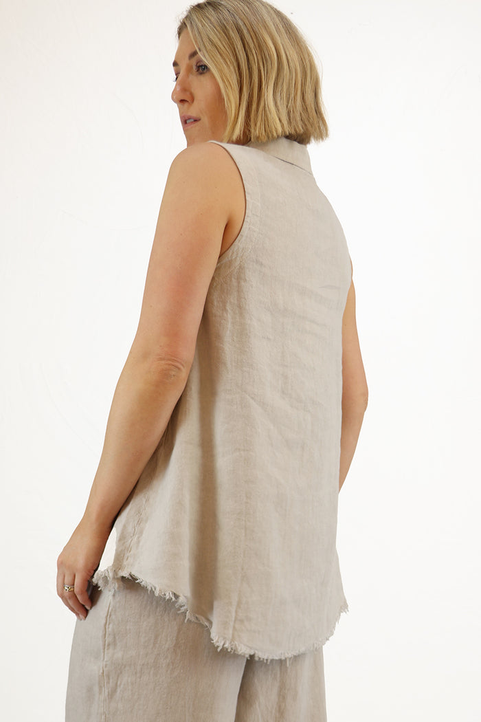 Amici by Baci Sleeveless Shirt