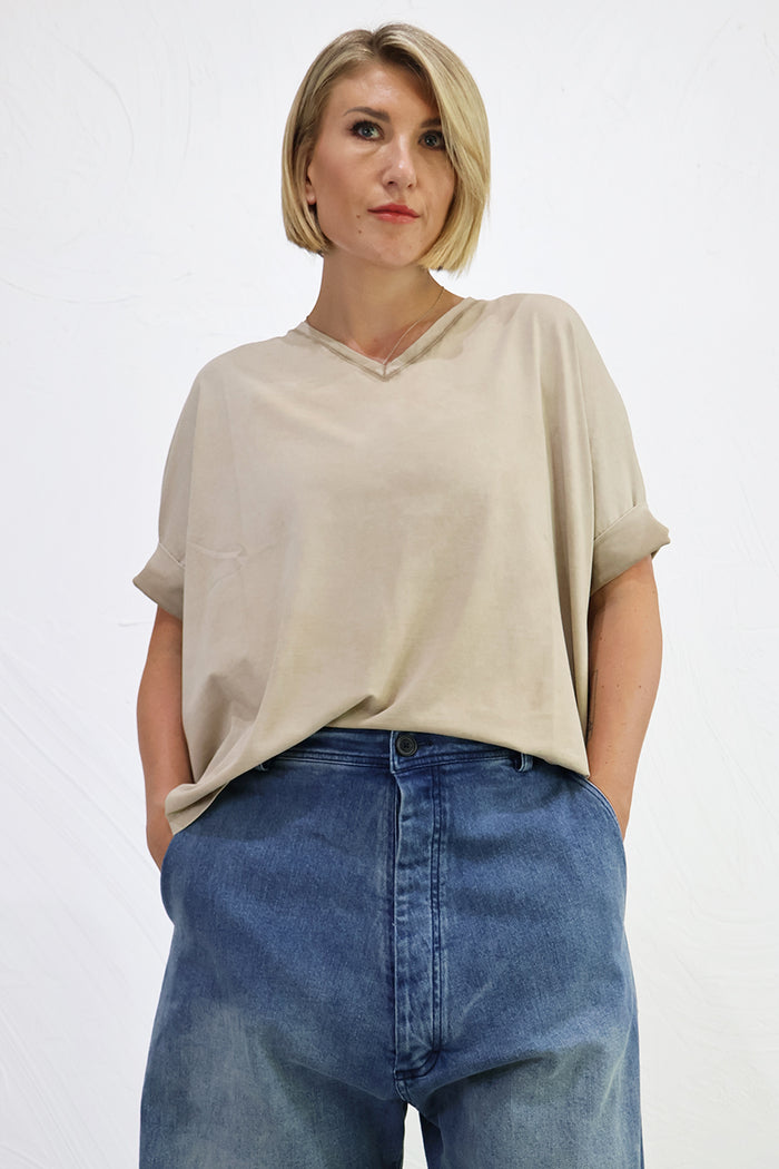 Amici by Baci Slouchy V-Neck Short Sleeve Tee