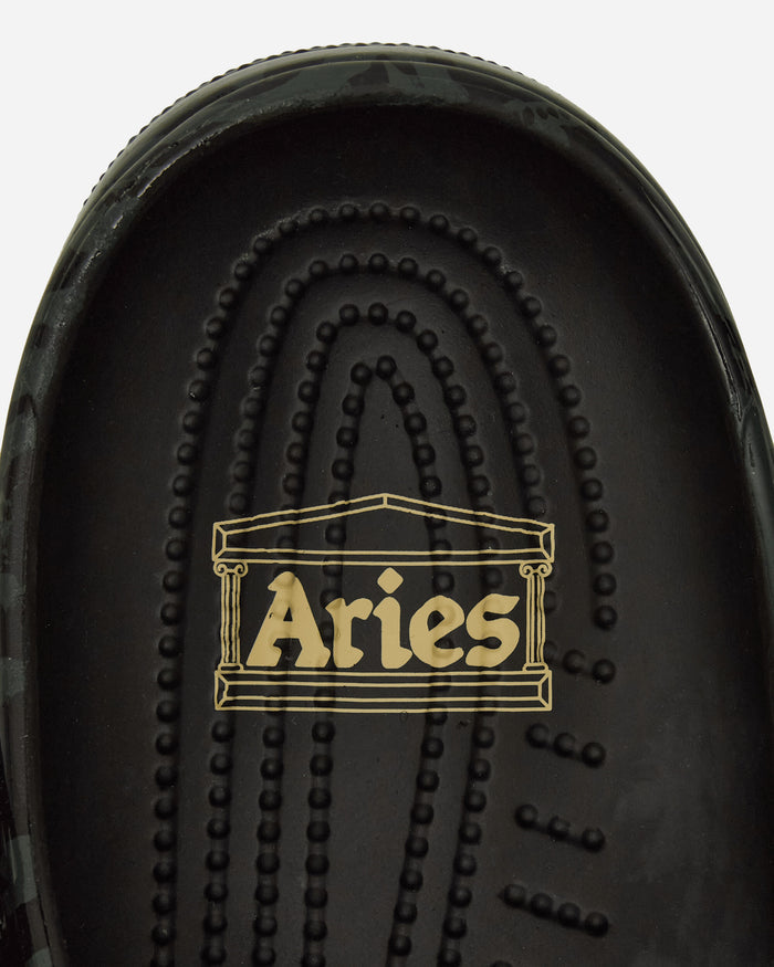 Crocs Aries Arise X Crocs Classic Clog Black Sandals and Slides Sandals and Mules CR.211060 BLK