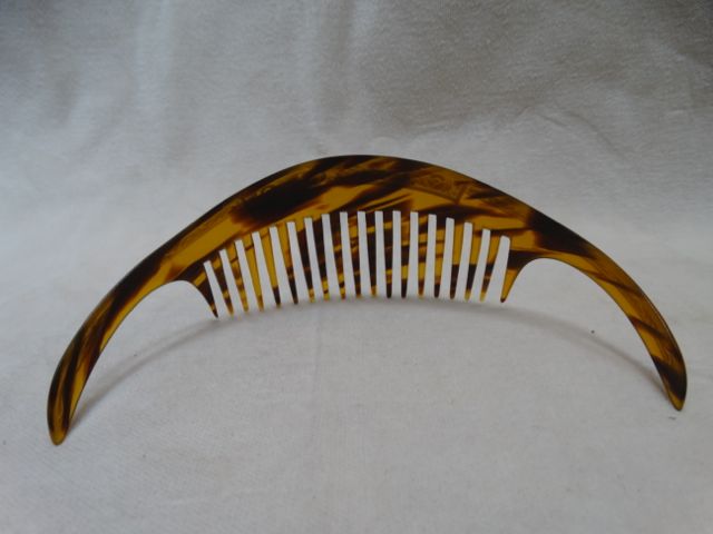 Celluloid Tortoiseshell Low Comb