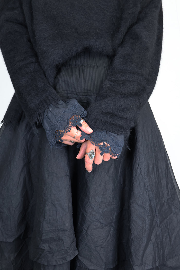 Ewa i Walla Elin Lace Cuffs - 4 Colours