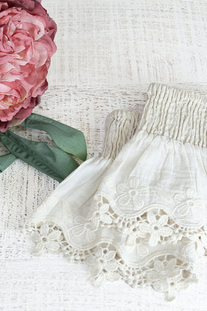 Ewa i Walla Elin Lace Cuffs - 4 Colours