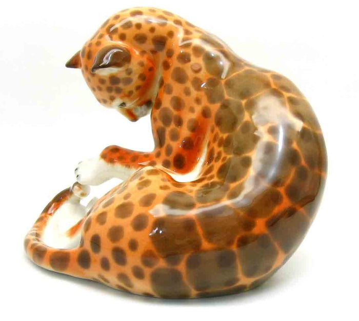 Fine Hand Painted Lomonosov Porcelain Figurine "Leopard"