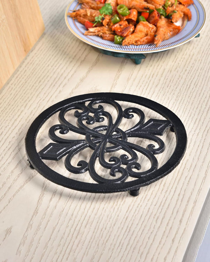 'Fleur De Lis' Cast Iron Trivet - The Decor Kart
