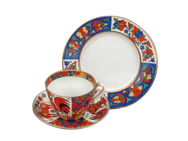 Imperial/Lomonosov Porcelain Teacup and Saucer Set 'Folk Patterns'