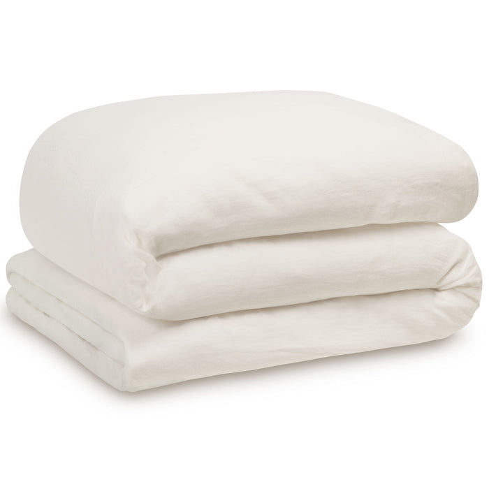 Linen duvet cover in white packshot. Scooms