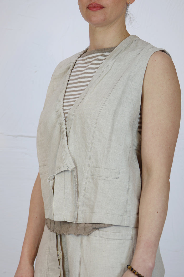 Lurdes Bergada Linen Waistcoat U26 080