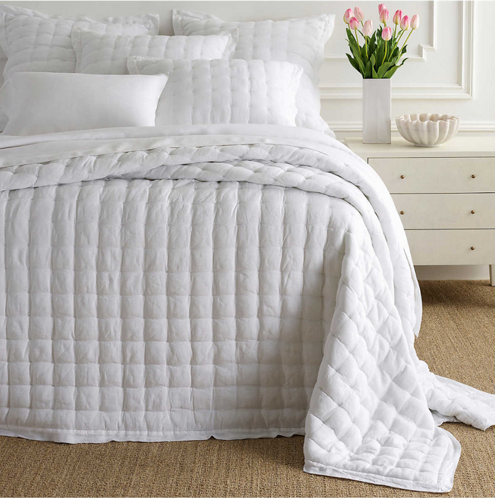 Lush Linen Puff