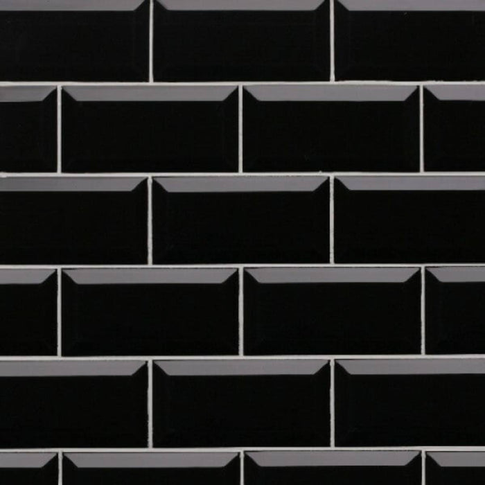 Metro Black Biselado Brillo 10 x 20cm Ceramic Tile - 1sqm perbox
