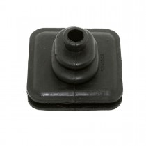 MGB-22H1693 GAITER CLUTCH ARM 1975-80
