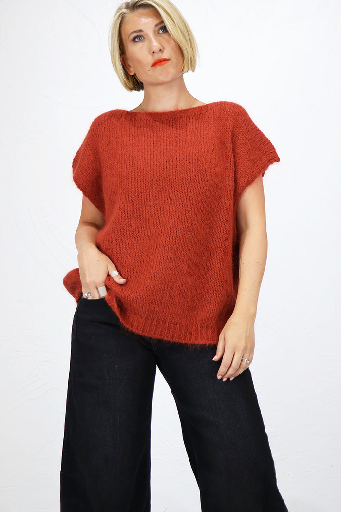Neirami K126WM Mohair Knitted Vest