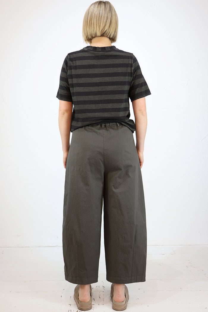 Neirami Striped T-Shirt B145MT
