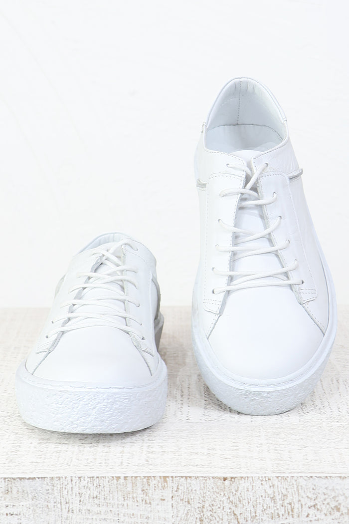 Nina Atelier White Leather Lace-Up Pumps