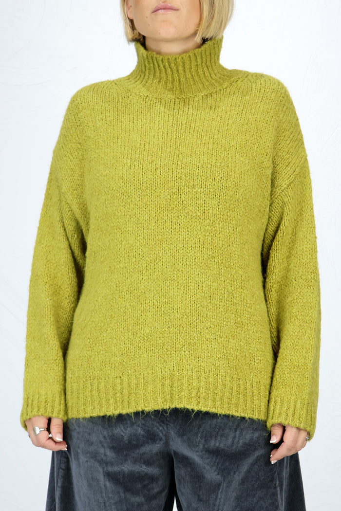 O'MER Yellow/Green High-Neck Pullover