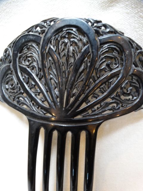 Ornate Black Mantilla Comb