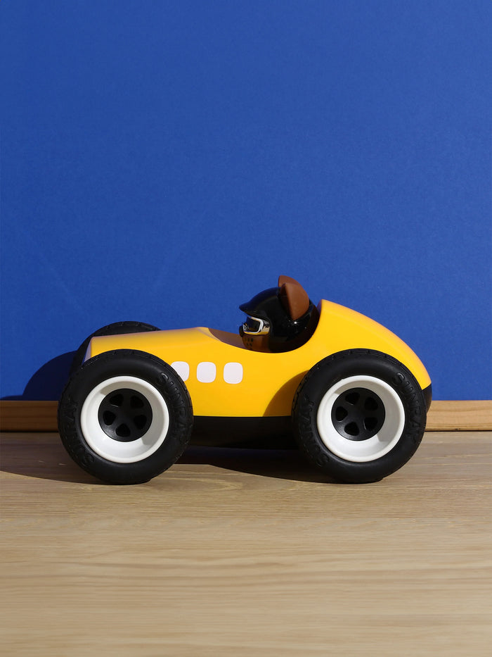 Playforever Egg 'Sunnysider' Car in Yellow