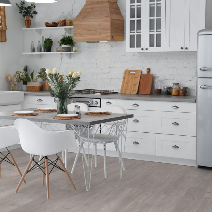 Rockford Oak 8mm Laminate Wooden Flooring - 1288 x 195 x 8 mm - 2.26 M2 Per box