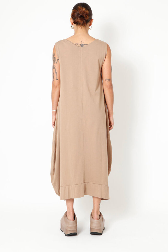 Sort Aarhus Loose Fit Dress in Taupe SA3105