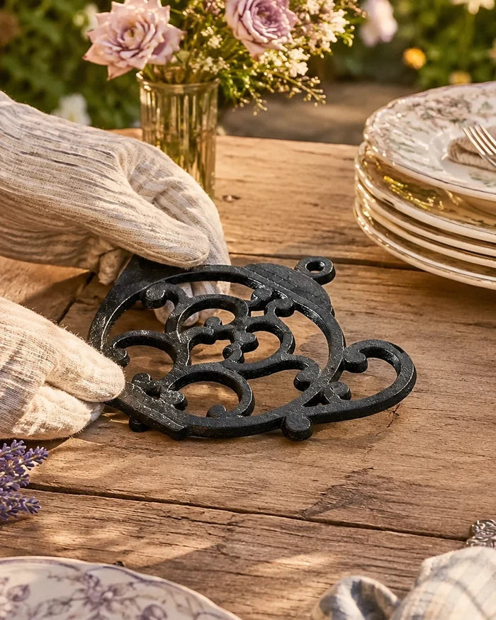 'The Teapot' Cast Iron Trivet